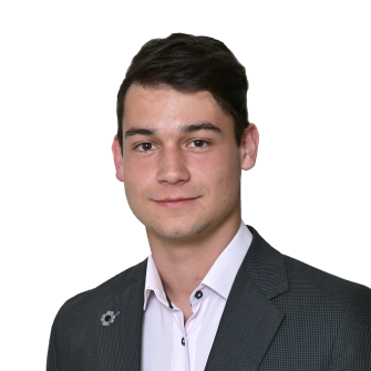 Portrét Michal Bareš